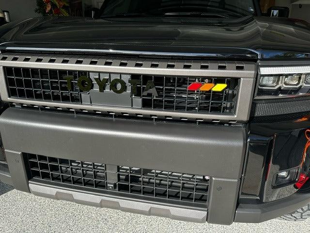 TOYOTA Front Grille Emblem Kit - 2024+ Land Cruiser / 07-14 FJ Cruiser